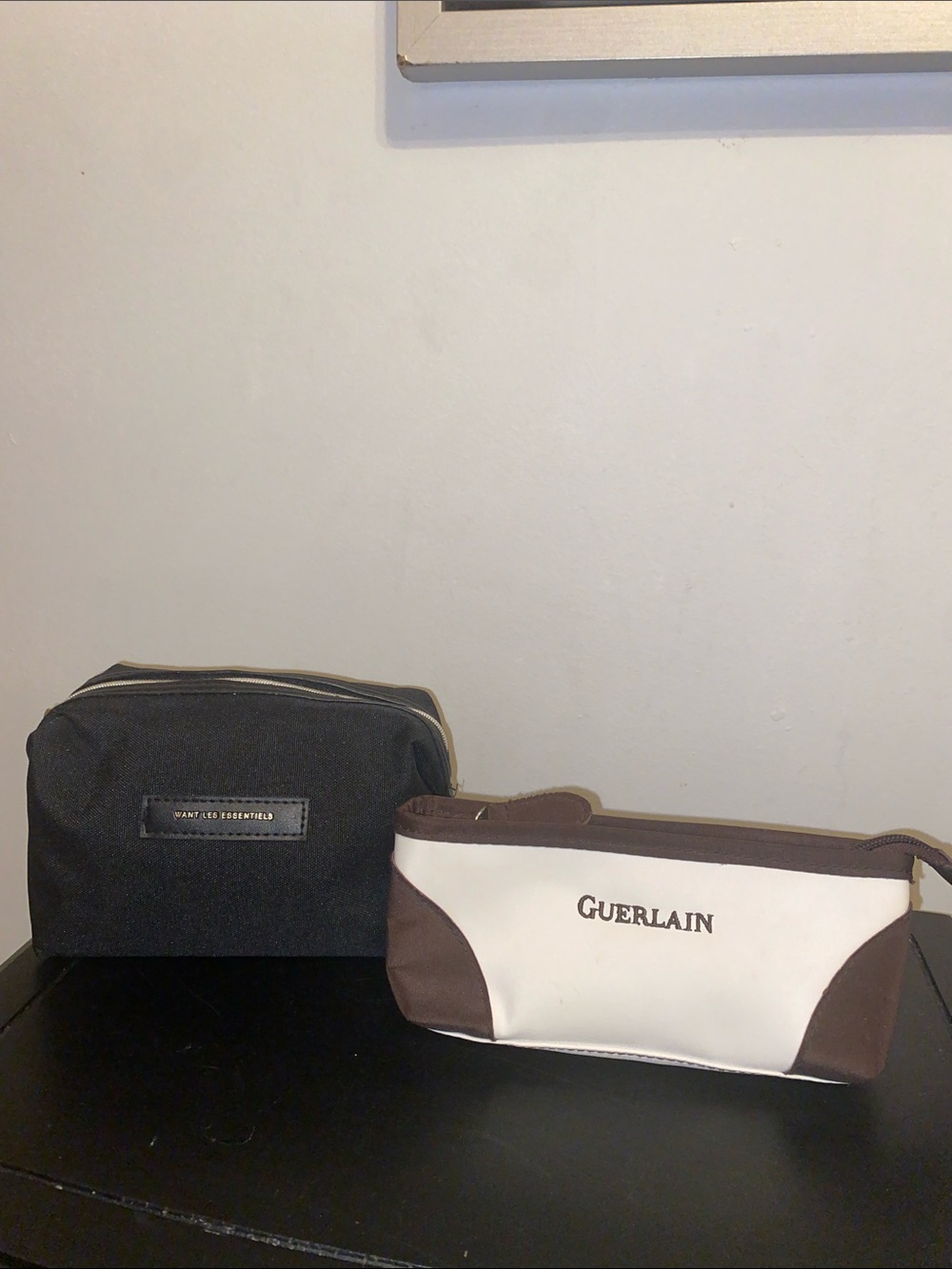 Marc Jacobs Daisy Tote Bag & Want Les Essentiels / Guerlain Accessory bags Lot - Picture 10 of 15